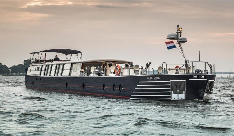 BARGE SAVVY — HAKVOORT full