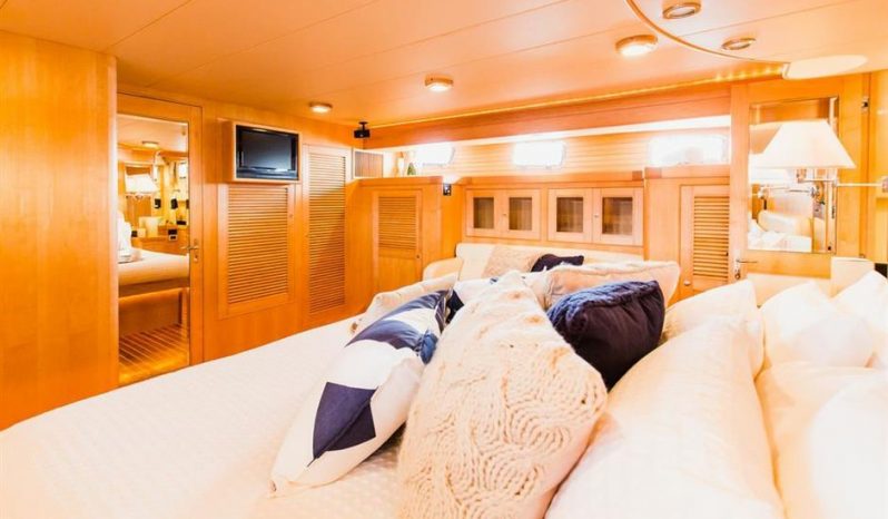 72′ MARLOW RAISED PILOTHOUSE MOTOR YACHT EXPLORER I — MARLOW full