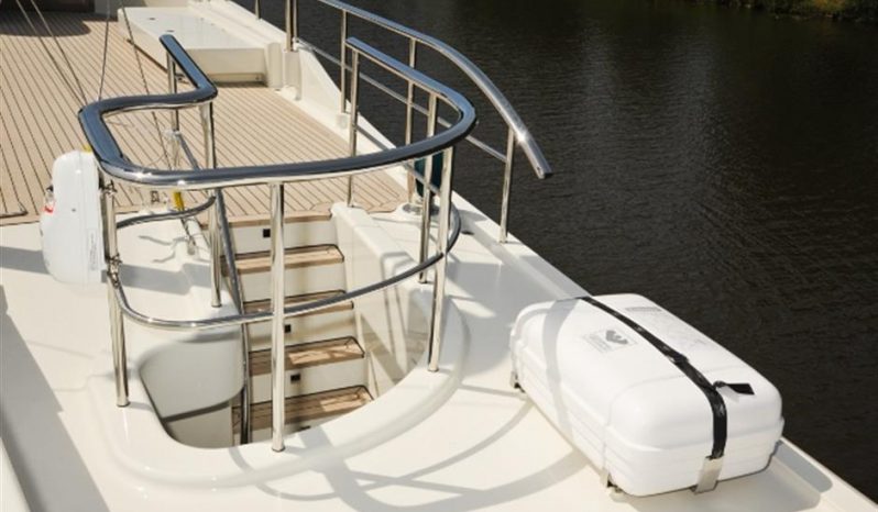 MY Livingstone — HARTMAN YACHTS full