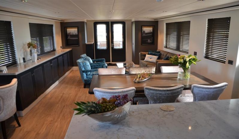 MY Livingstone — HARTMAN YACHTS full